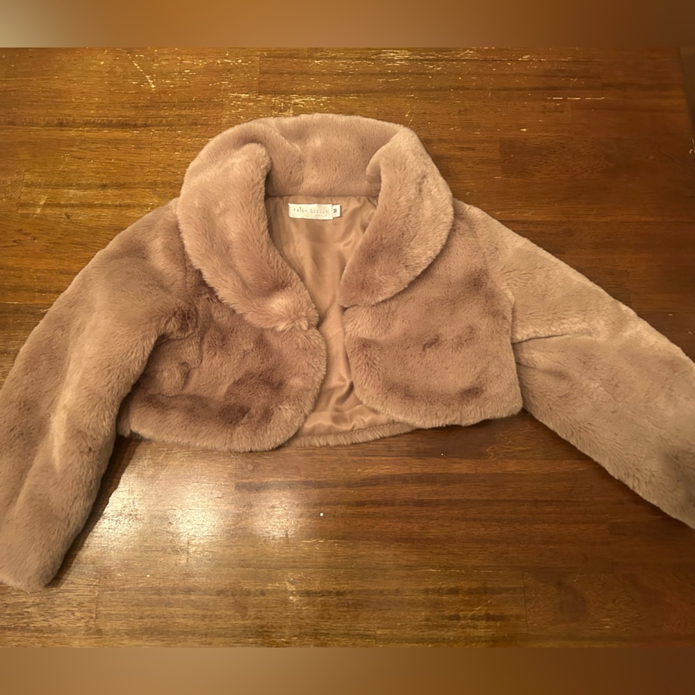 Kids cropped fur coat!